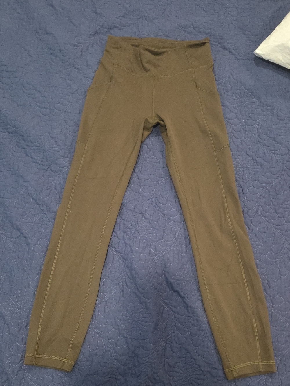Lululemon Invigorate Leggings with Leggings-  Dark Olive Color Size 4